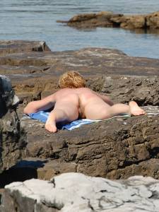 Nude beaches in Croatia [x293] PART 1-p7gmohofw3.jpg
