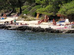 Nude beaches in Croatia [x293] PART 1-27gmoh01j3.jpg