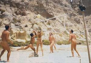 Nude beaches in the USA [x104]-o7gmo7xqux.jpg