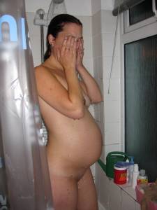 Pregnant Anna soaped up in the shower37gmss4o5z.jpg