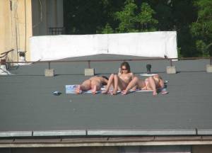 Spying - Roof top babes-w7gmwsgdd4.jpg