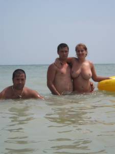 CDM 072 + CDM 073 Romanian Topless Girls on Vacation [x161]-x7gptnvl5s.jpg