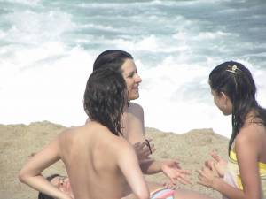 CDM-123-Three-Girls-Fun-at-the-Beach-of-Barcelona-Part-2-%5Bx305%5D-l7gpwfrmps.jpg