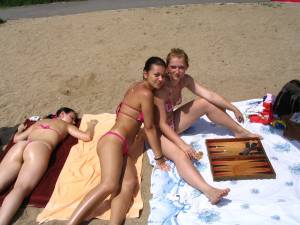 Amateur-Girls-on-Vacation-DH1802-%5Bx40%5D-n7gpq95qdn.jpg