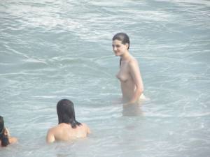 CDM-123-Three-Girls-Fun-at-the-Beach-of-Barcelona-Part-1-%5Bx457%5D-67gpv9ckwe.jpg