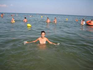 CDM 027 Topless Vacation fun in Bulgaria [X56]-v7gpwwiwag.jpg