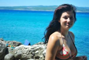 CDM-086-Topless-Redhead-Girl-on-Vacation-in-Croatia-Part-1-2-%5Bx317%5D-q7gqaagsux.jpg