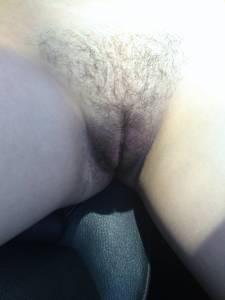 Fucking Young Girl In The Car (38pics)-h7gr4m5mc4.jpg