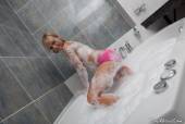 Lili - Bubble Bath II -n7h3b2wjei.jpg